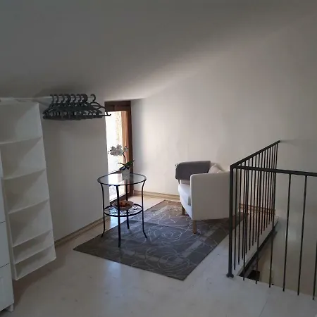 House Apartment *
